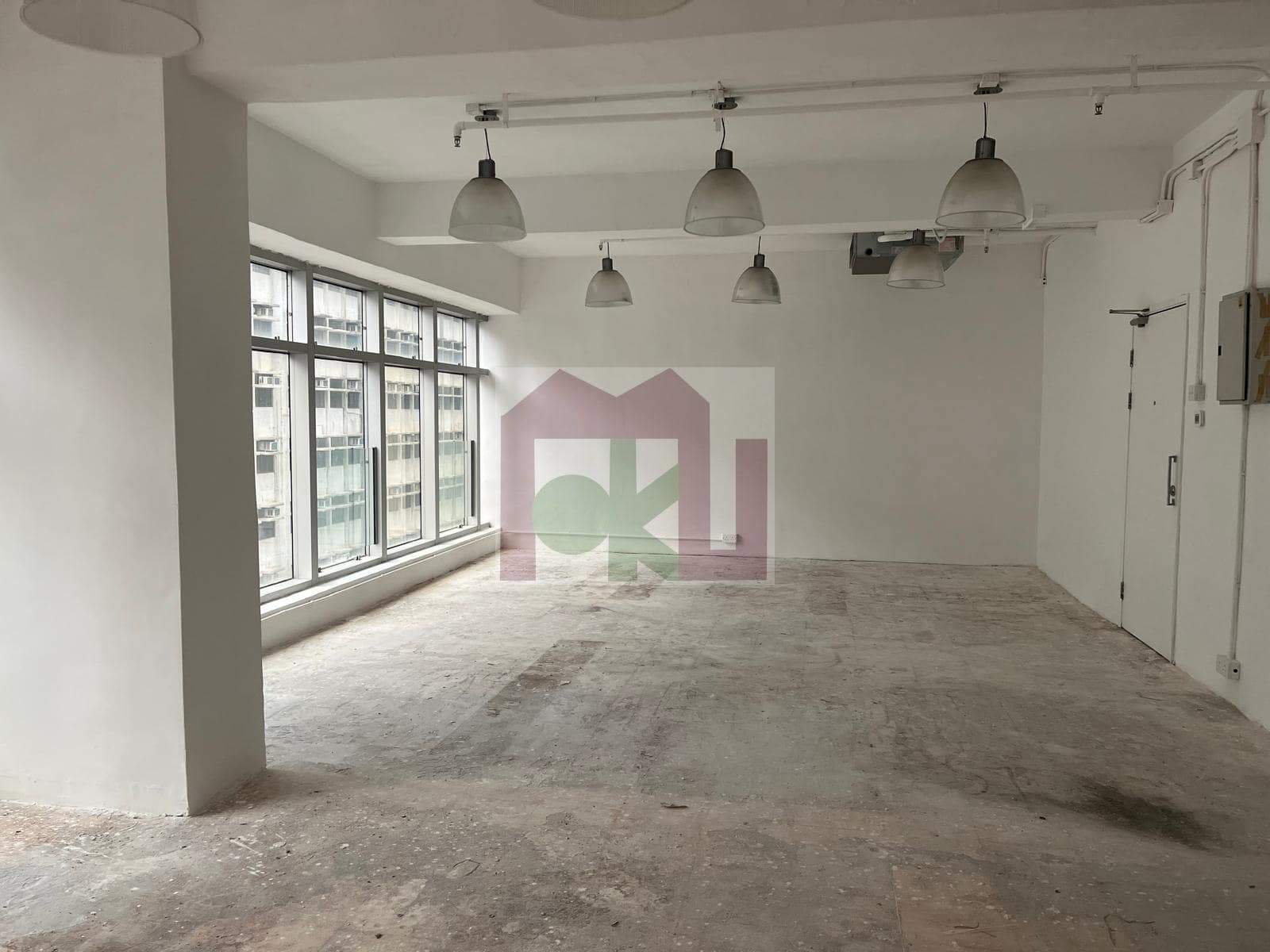 Keen Hung Commercial Building building or unit photo